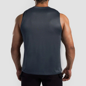 Débardeur tricoté sans manches à col rond pour homme, couleur unie, avec logo personnalisé, séchage rapide et évacuation de l'humidité, idéal pour l'entraînement sportif (vente en gros) - Product Image 3