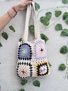 New Arrival Summer Beach Straw Bags Bohemian Crochet Tote Handmade Women Shoulder Bag Sea Grass <b>Square</b> Bag - Product Image 4