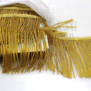 Ribete de Flecos de Oro de Primera Calidad |   Flecos de alambre metálico personalizados para pancartas, banderas, uniformes y vestimentas eclesiásticas - Product Image 1
