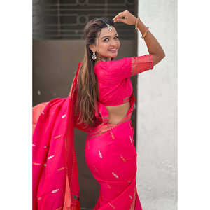 Pink Traditional Paithani Silk Saree Dual Zari Woven Yeola <b>Indian</b> & <b>Pakistani</b> <b>Clothing</b> - Product Image 3