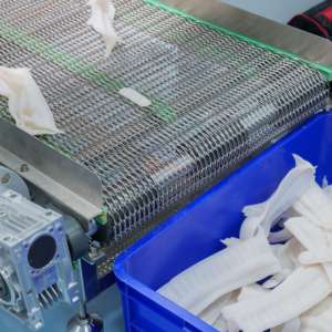 เครื่องขึ้นรูปขวดเจอร์รี่แคน HDPE PP ขนาด 10 ลิตร แบบอัตโนมัติ ความเร็วสูง ใช้พลังงานไฟฟ้าล้วน ยี่ห้อ SAVY พร้อมระบบควบคุม Delta PLC ประหยัดพลังงาน - Product Image 5
