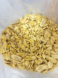 Vietnam Factory Direct Crispy Banana Chips for Food Importers and Private Label Brands - Product Image 4