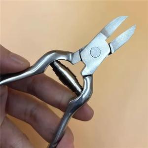 Alicates para Uñas Morje con Recubrimiento de Titanio Quirúrgico, Herramienta de Precisión Ultra para el Cuidado de las Uñas y Empaque Personalizado - Product Image 5