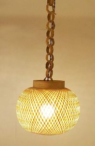 Abat-jour en bambou tissé à la main, style bohème vintage, couverture de lampe suspendue en rotin pour la décoration de la maison, fabriqué par KingCraftViet Wholesale - Product Image 3