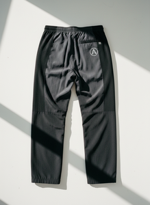 Pantalon cargo unisexe surdimensionné en nylon, coupe large, respirant, léger, avec logo personnalisé - Product Image 2