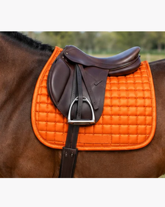 Nouvelle conception de tapis de selle en coton et polyester pour le dressage et le saut d'obstacles, respirant, couleur orange, pour la course hippique et l'équitation - Product Image 5
