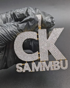 จี้เพชรโมอิสซาไนต์รูปตัวอักษรภาษาอังกฤษแบบฮิปฮอป  ทำจากเงินแท้ 925  ประดับเพชรแบบ Iced Out  สำหรับเป็นของขวัญ - Product Image 1