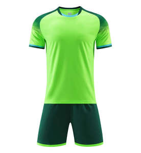 Uniformes de Fútbol Personalizados al por Mayor, Impresión por Transferencia de Calor, Conjunto de Camiseta de Fútbol para Hombre, Secado Rápido, Transpirable, Ropa Deportiva para Equipo - Product Image 3