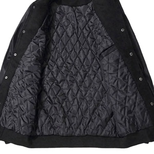 Blouson Bomber Personnalisable et Confortable avec Motif Brodé pour Hommes et Femmes, Veste Imperméable Style Universitaire à Col Montant pour Hommes - Product Image 6