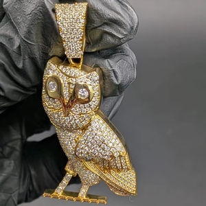 Colgante de moissanita con diseño de búho de dibujos animados, amuleto para amantes de las aves, chapado en oro, plata de ley 925, joyería fina, colgantes y amuletos - Product Image 1