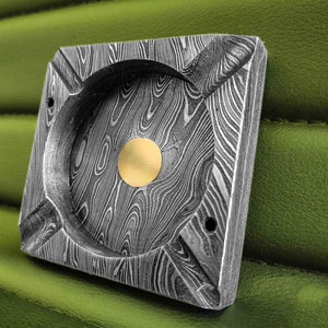 Cendrier de luxe en acier Damas, fait main, artistique, en métal, pour cigares, cigarettes, décoration - Product Image 2