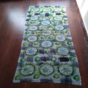 Châle en pure laine mérinos imprimé à la main, léger, chaud, coupe-vent, respirant, long, élégant et tendance pour femme - Product Image 1