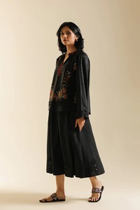 White Embroidered Cotton <b>Kurta</b> For <b>Women</b> Boho Style Loose Fit Casual Wear Indian Pakistani Ethnic Summer Outfit - Product Image 3