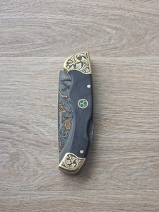 Couteau de poche pliant artisanal de haute qualité en acier inoxydable de qualité industrielle, manche en bois, verrouillage arrière, OEM, couteau de chasse EDC - Product Image 3