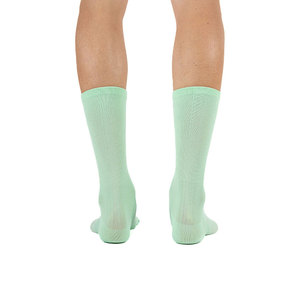 Vente en gros de chaussettes décontractées pour hommes en coton 100% colorées et tendance, chaussettes décontractées pour hommes en taille adulte - Product Image 2