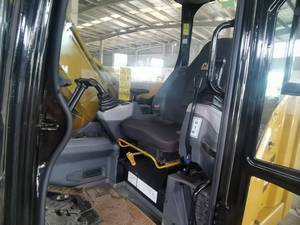 Excavadora Usada CATT 307.5, Mini Excavadora de Cadenas con Motor Original, para Construcción, Mini Excavadora Económica de 7.5 Toneladas en Venta - Product Image 2