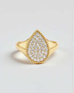 Elegante Anillo de Oro Amarillo Sólido de 14K para Mujer con Diamantes Cultivados en Laboratorio de Corte Brillante en Forma de Lágrima y Halo en Forma de Pera - Product Image 1