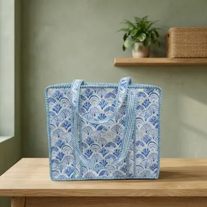 Le Souvenirs - Bolso de Lona Ligero de Moda, Hecho a Mano, con Estampado Bohemio Vintage, Ecológico, Acolchado, de Algodón Puro, para Mujer - Product Image 1