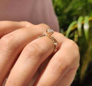 Anillo de Compromiso con Diamante Cultivado en Laboratorio de 1 Quilate, Corte Cojín, Oro Sólido de 10k/14k/18k, Anillo de Boda para Mujer, Sin Níquel, Sin Plomo - Product Image 3