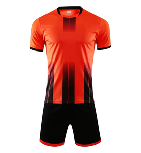 Offre Spéciale – Ensemble Short et Maillot de Football Sublimé OEM pour Hommes – Polyester Anti-Transpiration Coupe Athlétique Toutes Saisons – Tenue de Football d'Équipe - Product Image 2