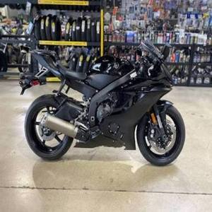 Motocicletas de Gasolina de Alto Rendimiento YZF-R6 2024 de 600cc y 4 Cilindros en Línea en Venta - Product Image 1