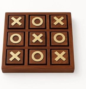 Jeu de Tic Tac Toe en bambou fait main, qualité artisanale, texture naturelle, réutilisable, jeu de stratégie pour enfants et adultes - Product Image 4