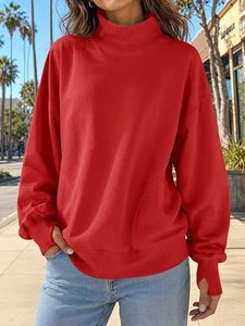 Sudadera Oversize Roja Personalizada con Cuello Alto, de Felpa de Algodón Grueso, con Dobladillo Dividido, Estilo Casual Urbano con Logotipo Personalizado - Product Image 2