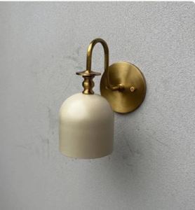 Applique murale en laiton massif |   Applique murale moderne du milieu du siècle, lampe de salle de bain et éclairage d'entrée - Product Image 1