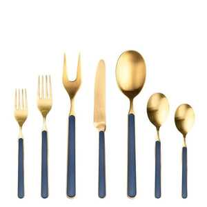 Ensemble de couverts en métal finition or décorative pour une présentation élégante à la maison, à la salle à manger, sur la table et lors de réceptions - Product Image 5