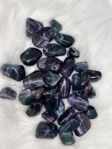 Pierres Roulées de Fluorite Naturelle Arc-en-ciel Mélangées en Gros pour la Guérison - Product Image 4