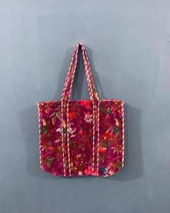 Sac fourre-tout en velours matelassé fait main, grande taille, avec doublure en tissu, imprimé bohème, sac à bandoulière tendance, idéal pour le yoga, le shopping ou la plage - Product Image 4