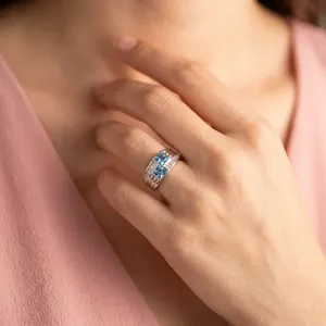 Anillo de Oro de 14K de Moda para Mujer con Topacio Azul, Joyería Fina de Lujo, Regalo para Boda o Fiesta, Accesorio de Moda - Product Image 1