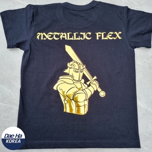 Vinyle thermocollant métallique flexible coréen, le plus vendu, effet miroir brillant pour T-shirts et vêtements - Product Image 2