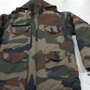 เสื้อแจ็คเก็ตยุทธวิธีกันน้ำกันลมสะท้อนความร้อนลายพรางสำหรับเดินป่ากลางแจ้ง ลดราคาพิเศษสำหรับทุกเพศ - Product Image 3