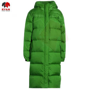 Veste longue matelassée à capuche pour femme, doublure en polyester, chaleur moyenne, veste d'hiver élégante - Product Image 3