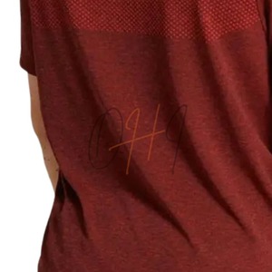 เสื้อยืดผู้ชายสีแดงเลือดหมู ระบายอากาศได้ดี ทรงโอเวอร์ไซส์ ลายมัดย้อม ผ้าฝ้าย 100% คอกลม น้ำหนัก 320 กรัม แขนสั้น ดีไซน์เน้นรายละเอียดบริเวณหน้าอก - Product Image 6
