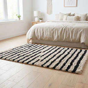 Alfombra de área boho de lujo en negro y crema con flecos, alfombra de algodón de pelo alto duradera, decoración rústica, tapete boho chic de diseñador - Product Image 4
