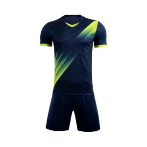 ผู้ผลิตชุดฟุตบอล OEM ชุดแข่งฟุตบอลและกางเกงขาสั้นแบบกำหนดเอง เสื้อผ้าสำหรับทีม - Product Image 2