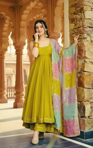 Nouvelle collection de robes Anarkali pour femmes, idéales pour les fêtes, Diwali et mariages, en tissu Roman Simmer, avec bordure en dentelle Gota sur tulle doux et épais, style Salwar Kameez, en organza, livraison rapide - Product Image 2