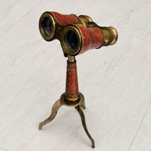Jumelles d'opéra vintage avec trépied décoratif, support de présentation pour jumelles de théâtre antique, objet de collection, décoration d'intérieur, cadeau - Product Image 1