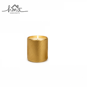 Candelabro Cónico de Latón Dorado con Base Redonda, Diseño Moderno Minimalista, Forma Cilíndrica, Elegante Decoración de Mesa - Product Image 2
