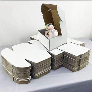 Custom Logo High-End Corrugated Shipping Box Eco-Friendly Paper Mailer Sponge for Customizable Underwear Clothing Embossing - Product Image 2