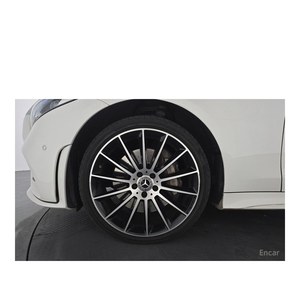 Mercedes-Benz CLS450 4MATIC AMG Line Modèle décembre 2020 avec 19 783 km, conduite à gauche, boîte automatique, caméra de recul - Product Image 5