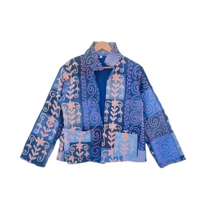 Chaqueta Kimono Suzani de Terciopelo 100% Algodón Hecha a Mano |   Edredón Transpirable y Ecológico de Otoño/Invierno, de Secado Rápido, con Cuello Redondo y Diseño Bohemio - Product Image 1
