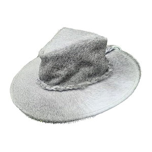Sombrero de Vaquero de Cuero, Diseño Vaquero Vintage, Construcción de Cuero Resistente, Ajuste Cómodo, Uso en Aventuras al Aire Libre - Product Image 1