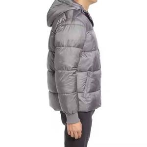Chaqueta Acolchada Gris para Hombre con Cuello Alto, Cierre Frontal, Casual, Resistente al Viento, para Invierno, con Relleno de Poliéster, Secado Rápido y Transpirable - Product Image 2