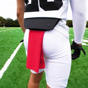 Juego de Toallas Deportivas Rojas Personalizadas 100% Algodón, Toallas Absorbentes de Sudor para Entrenamiento de Equipos de Fútbol Americano, Uso Unisex - Product Image 6