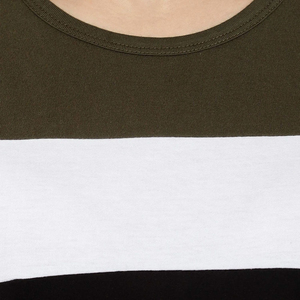 T-shirt ample en coton pour femme - Style streetwear respirant fabriqué au Pakistan par une usine OEM pour les grands acheteurs avec option OEM - Product Image 6