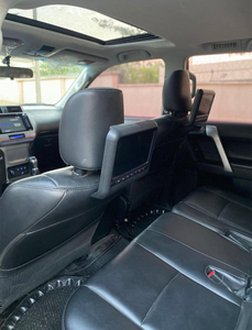 Toyota Land Cruiser Prado SUV Híbrido 2020 - Product Image 6