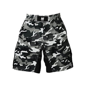 Shorts MMA fabriqués au Pakistan, prix bas, contraste de couleurs, haute qualité, confortables, pour hommes - Product Image 2